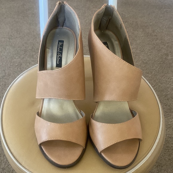 Womens Michael Antonio Sandals (Tan ) - Picture 2 of 11